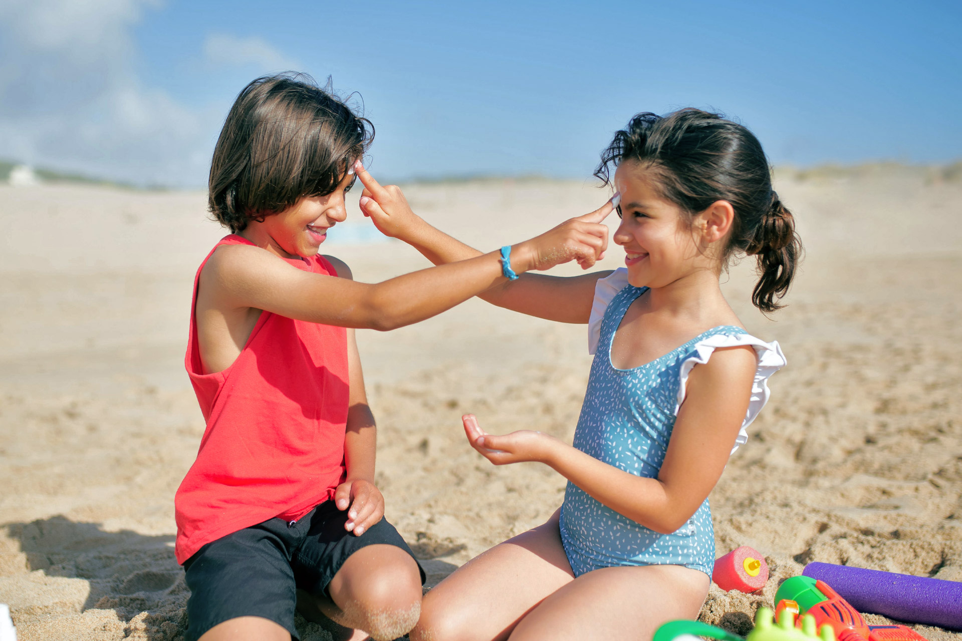 Reef Repair Reef Safe Sunscreen is a natural, biodegradable, coral friendly, waterproof SPF 50 Zinc Oxide sunblock designed to protect your skin & coral reefs!